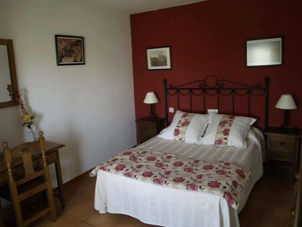 Апарт-отель Apartamentos Arroyo Parrilla Ла-Ируэла
